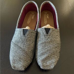 Tom’s Classic Black Metallic Herringbone